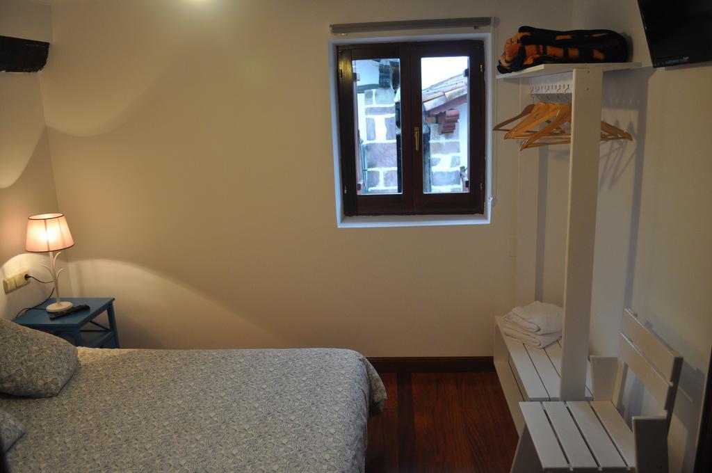Hostal Auzoa Bera  Zimmer foto